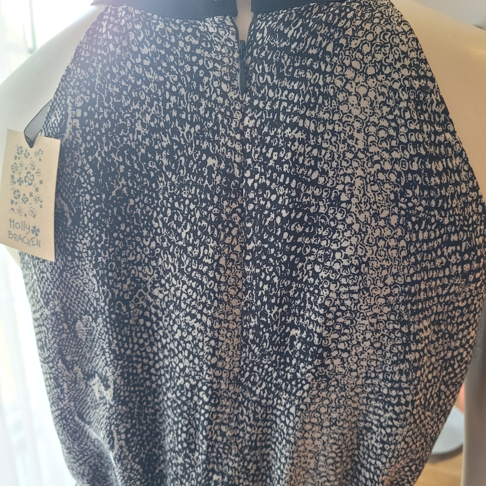Dress - Picture 4 of 12